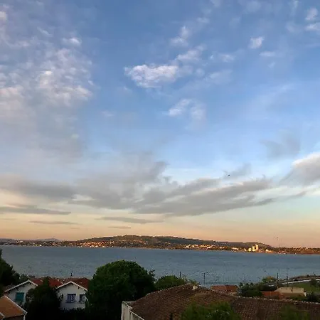 Le Bleu By Avecoeur *