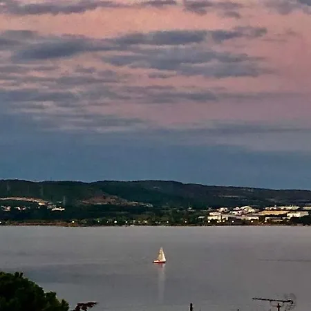 Le Bleu By Avecoeur Sète